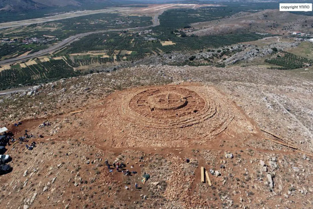 Monument on Papoura Hill
