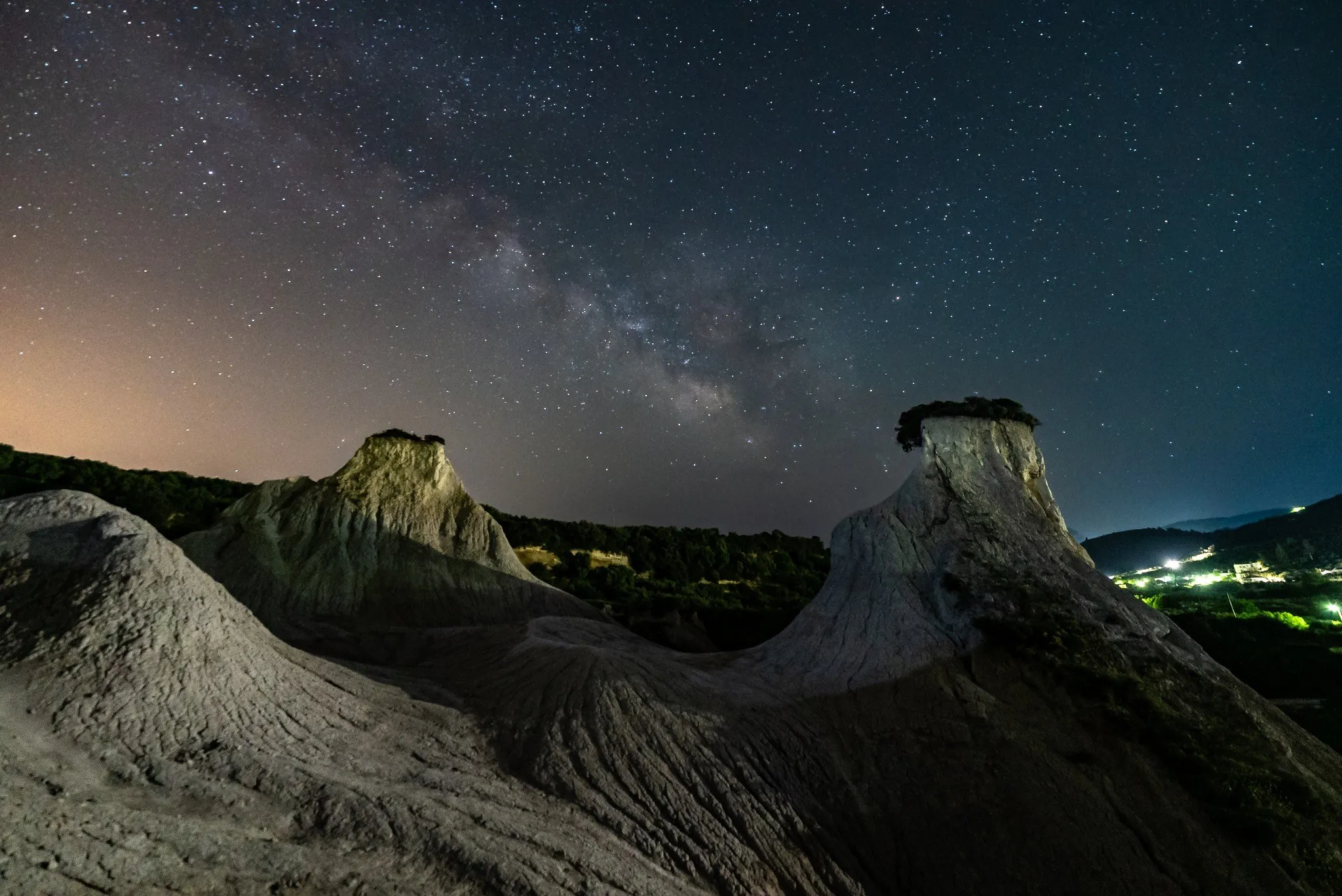 Komolithoi: A Day to Discover Them!