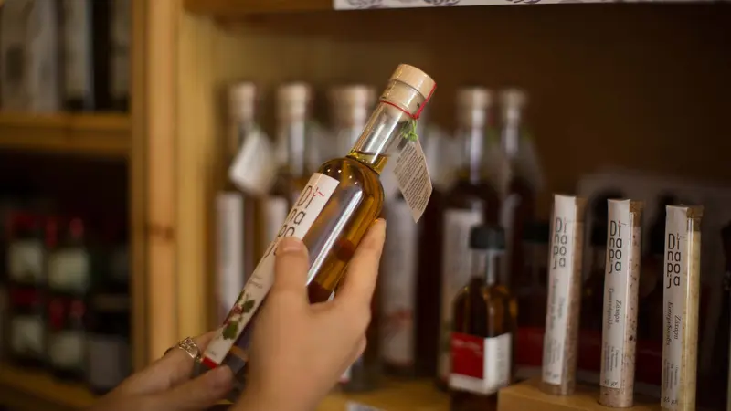 Souvenirs: 6 Delicious Choices for You and Your Friends!