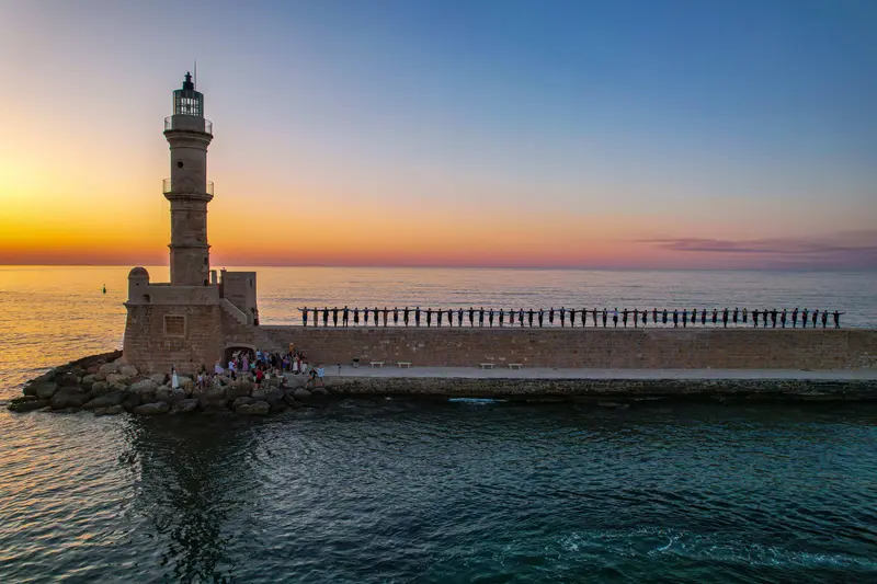 The Traditional Strata Continues in Chania