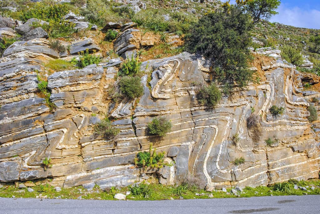 Όταν η φύση έχει κέφια: 3 σημεία απόκοσμης ομορφιάς!