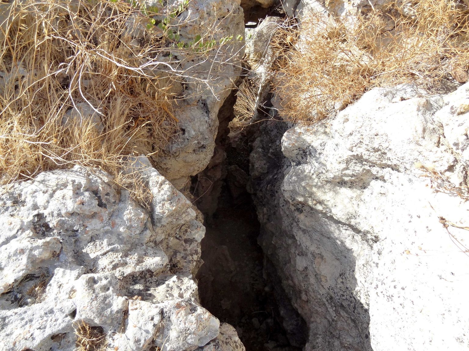 Arkalochori Cave