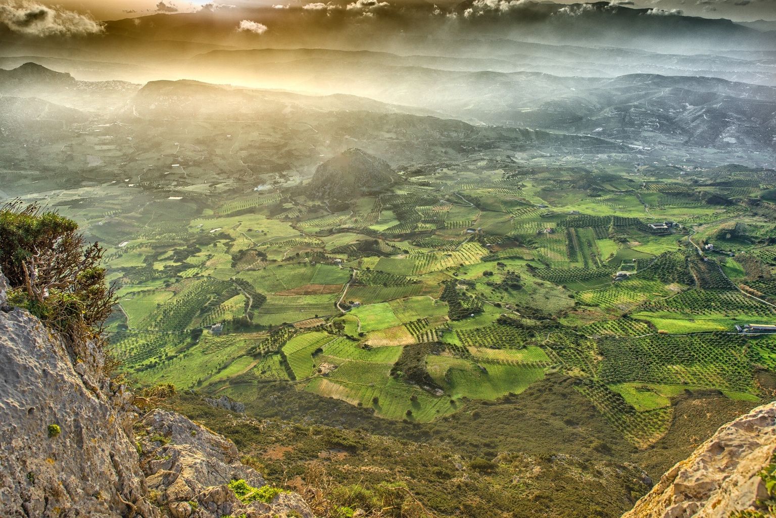 Hiking Mount Youchtas