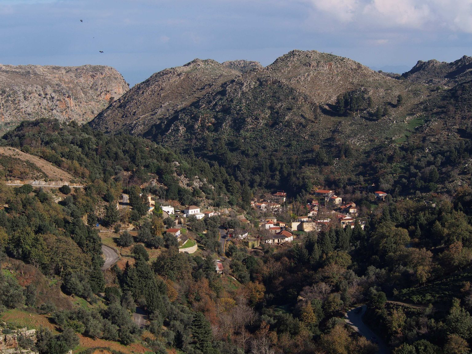 Two Days of History and Action in Therisso, a Picturesque Village in Chania