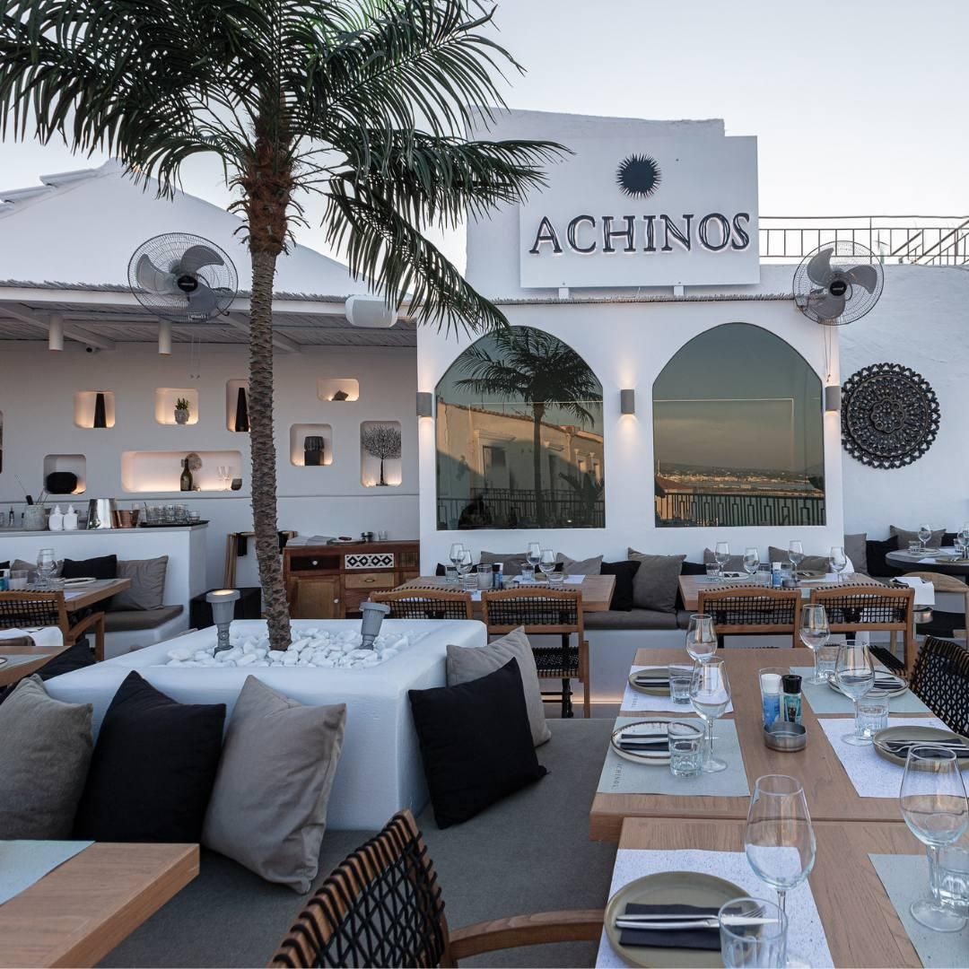 Achinos: Delicious flavours overlooking the venetian harbour