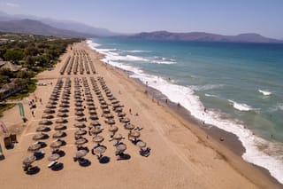 Episkopi Beach: Where Sandy Shores Meet Endless Horizons