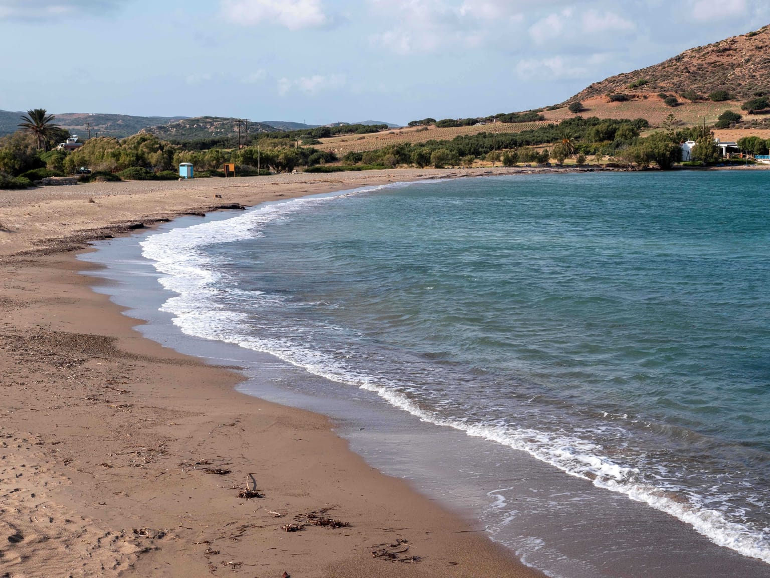 Το απέραντο γαλάζιο στη Χιόνα