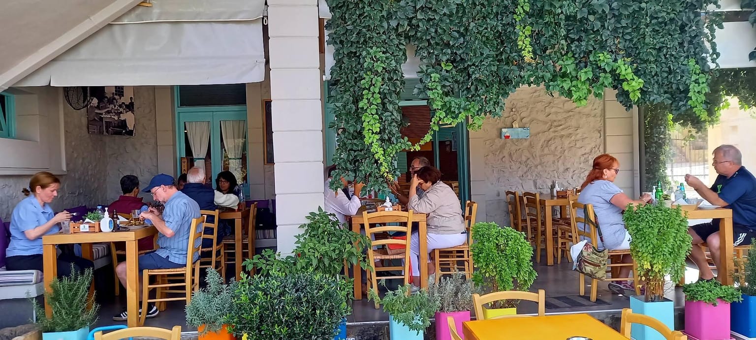 Filio: A traditional kafenio with home-cooked food at the foot of Psiloritis