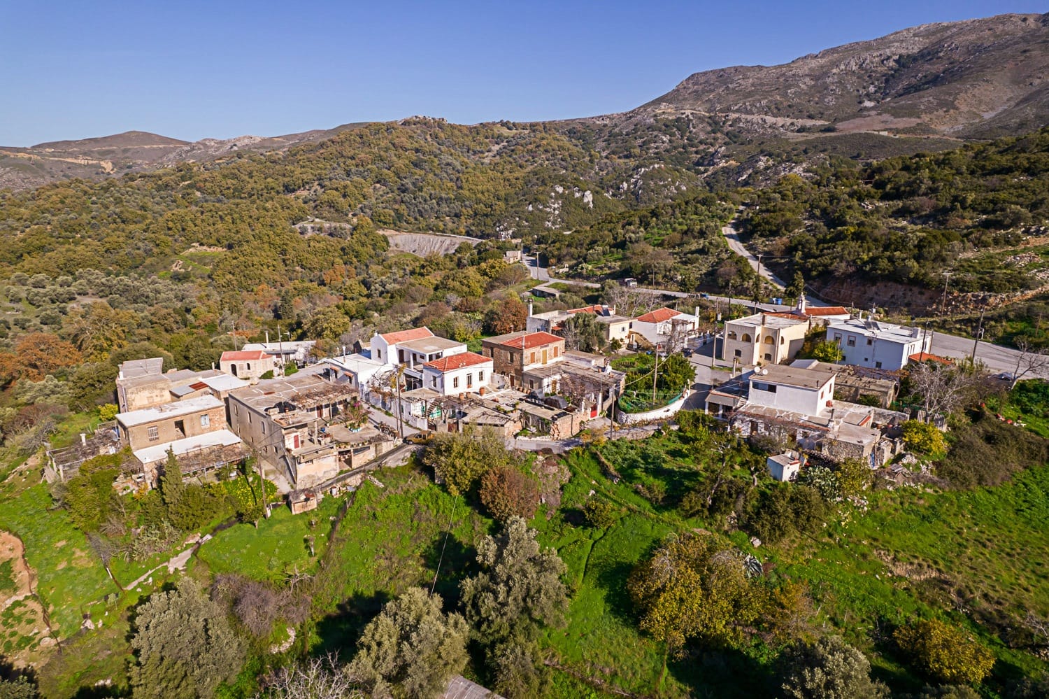 Κλησίδι: Ένα παραδοσιακό χωριό σε μία καταπράσινη πλαγιά!