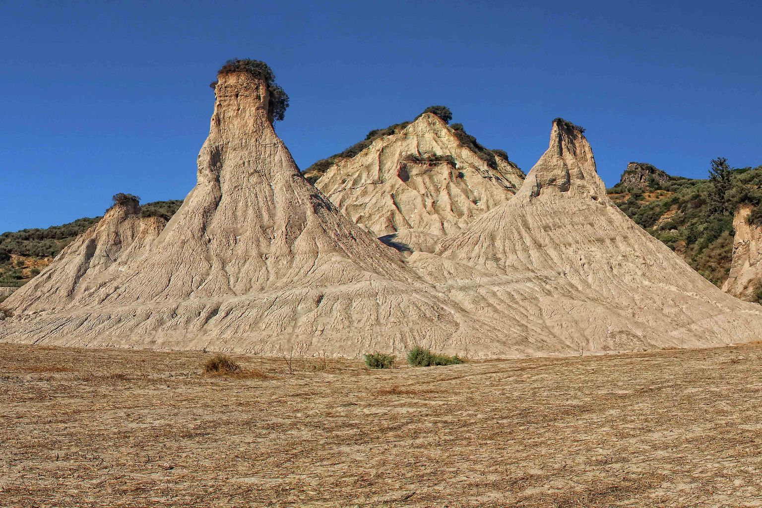 Komolites of Potamida: Unveiling the Enigmatic Landscape of Crete