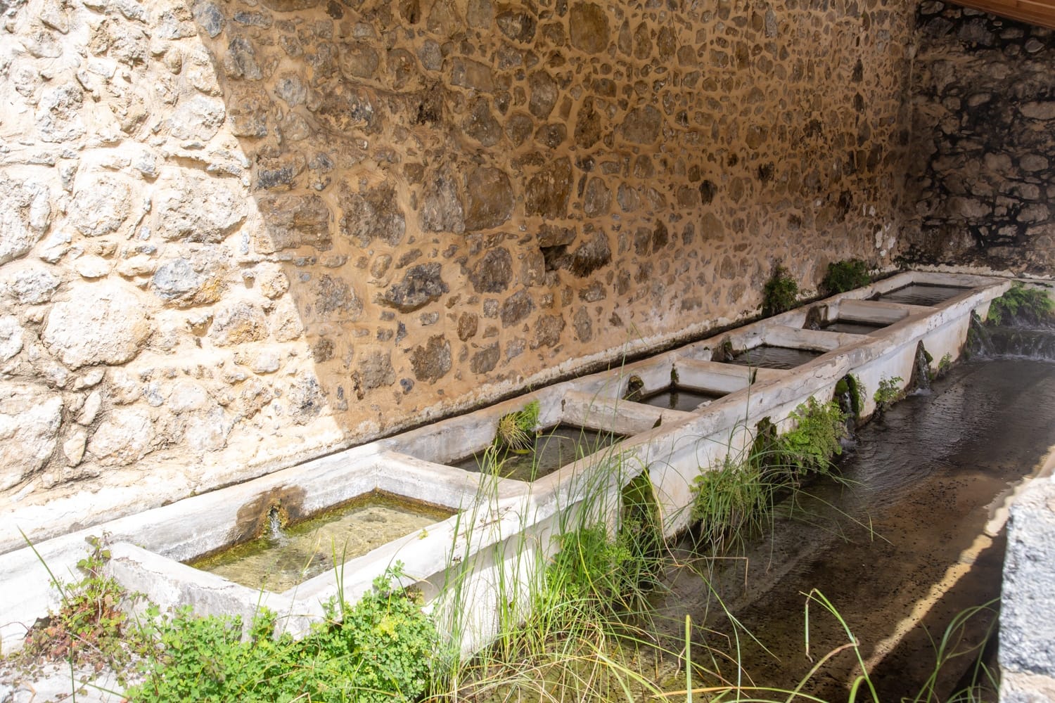 The Fountain in Vizari, Amari