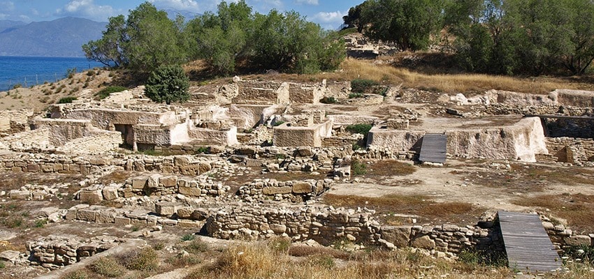 Μινωική πόλη Κομμός