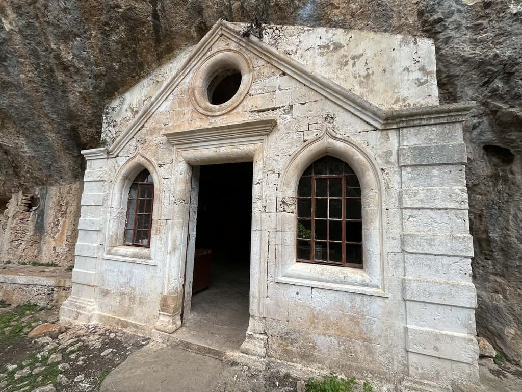 Hike to Gouverneto Monastery – Katholiko – Stavros